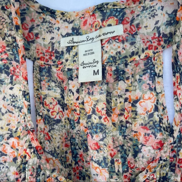 American Rag Cie Pleated Sheer Floral Tunic,Size M - Picture 4 of 5
